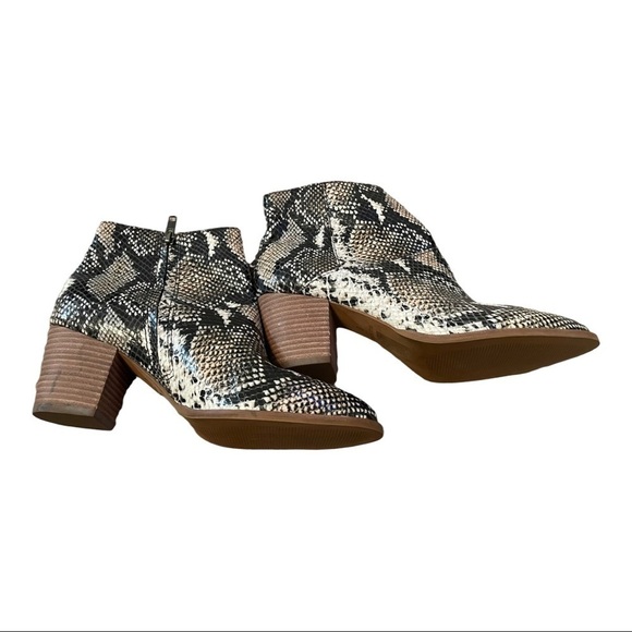 Madewell The Rosie Ankle Boot in Snake Embossed Leather - Picture 4 of 14